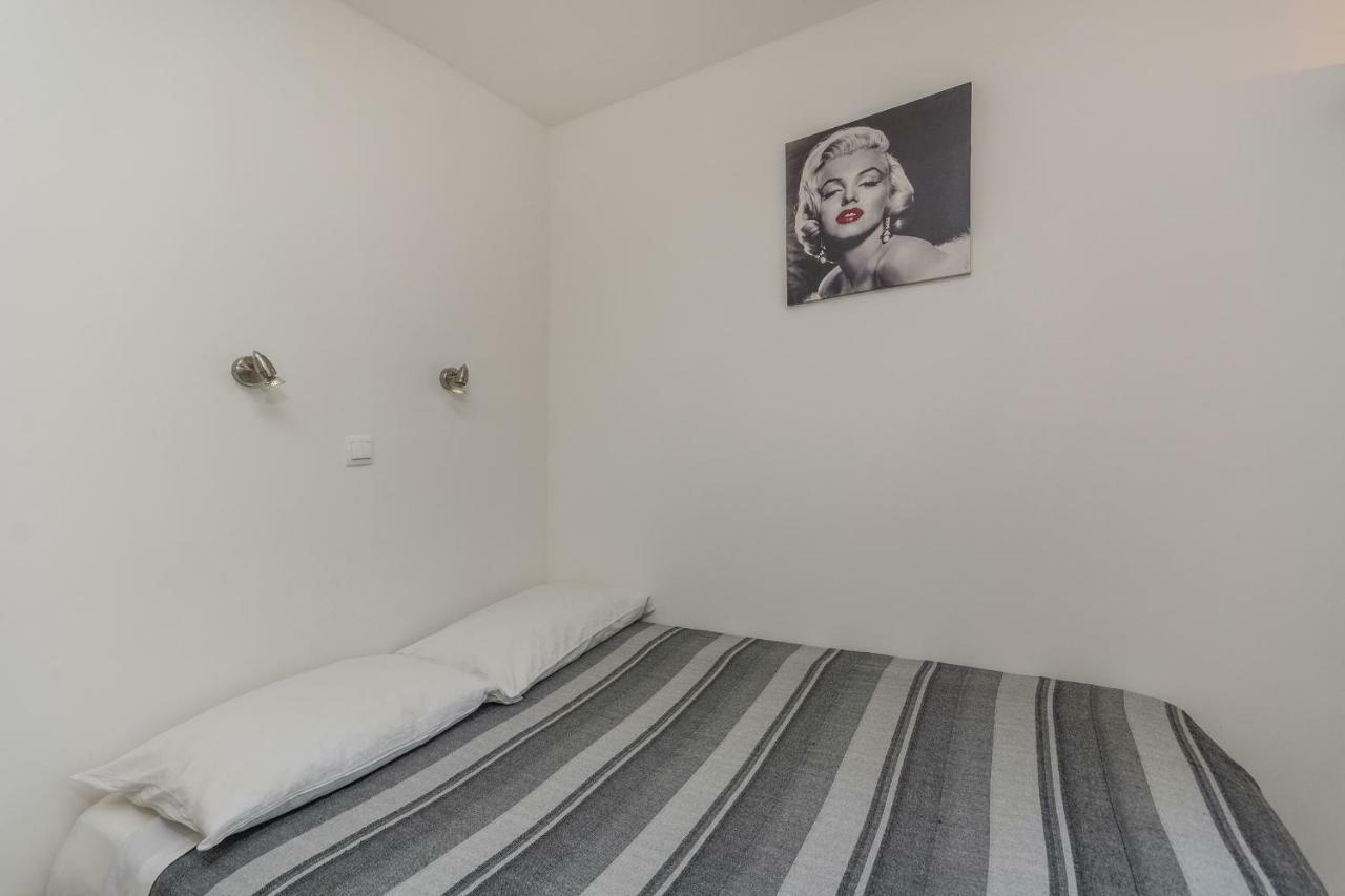 Apartments Mijat Novigrad  Zewnętrze zdjęcie