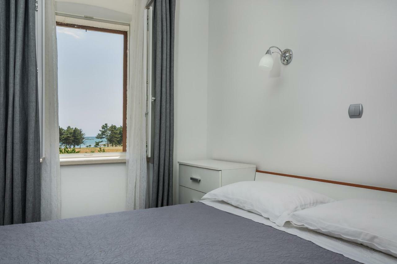 Apartments Mijat Novigrad  Zewnętrze zdjęcie